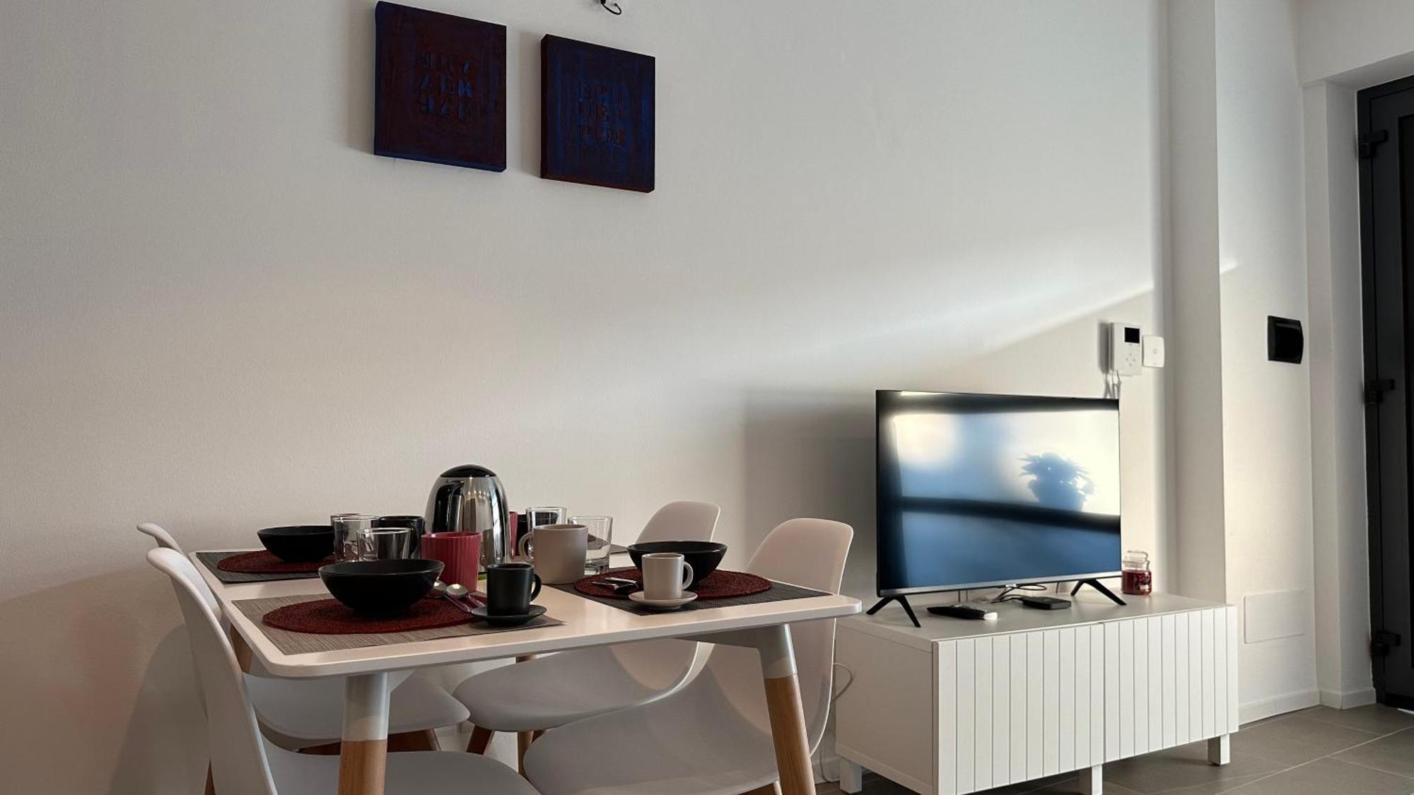 Caseospitali - Casa Navigli Watt, Vicino Al Naviglio, Originale E Luminoso Bilocale Per 4 Con Tutti I Comfort Milão Exterior foto
